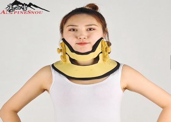 中国 調節可能な頚部牽引装置サポート膨脹可能な首の副木の黄色色 サプライヤー
